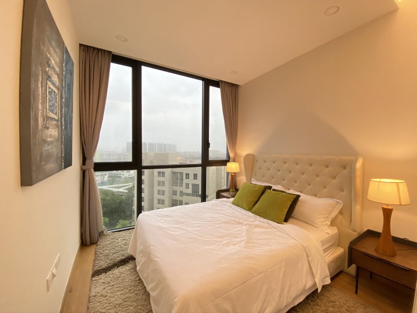 Expats Furniture Rental - bedroom lamps
